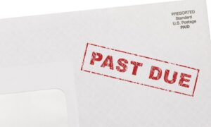 credit-card-delinquencies-rise-slightly-but-remain-below-pre-pandemic-levels