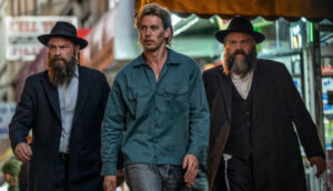 darren-aronofsky-s-caught-stealing-struggles-to-deliver-thrills