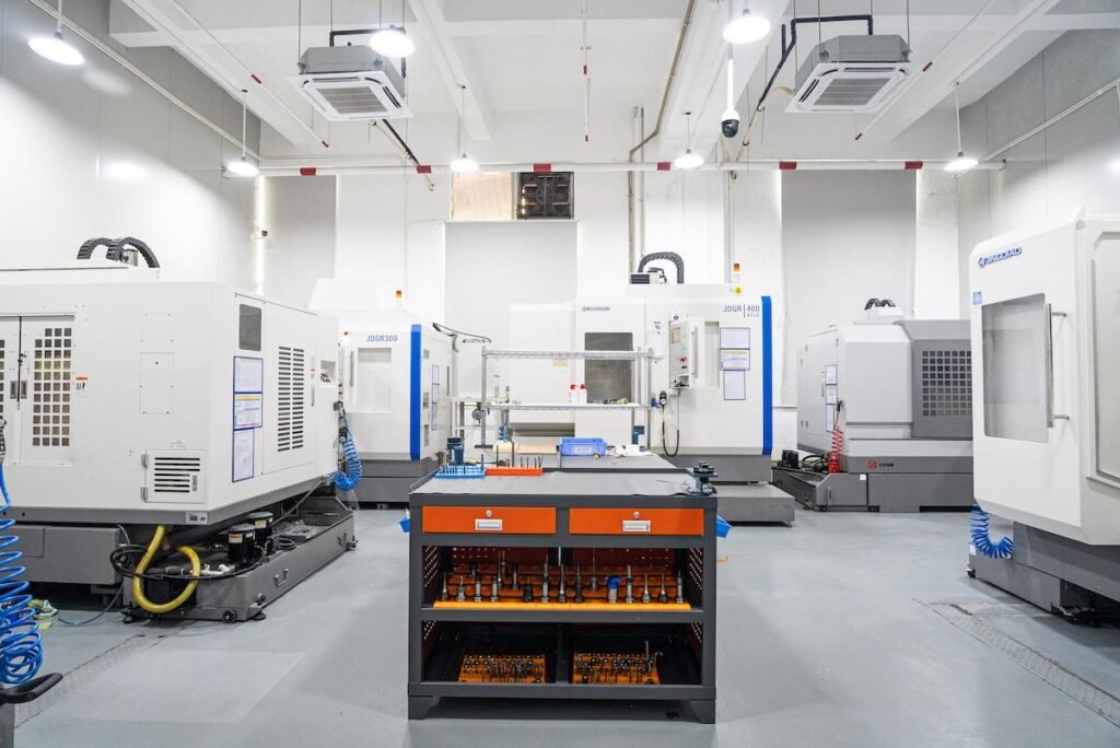 digital-twins-revolutionize-aluminum-fabrication-in-smart-factories