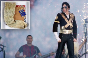 dirty-michael-jackson-sock-fetches-nearly-9-000-at-auction
