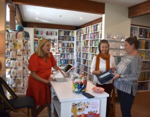 discover-summer-s-best-reads-with-recommendations-from-ellen-cornwell