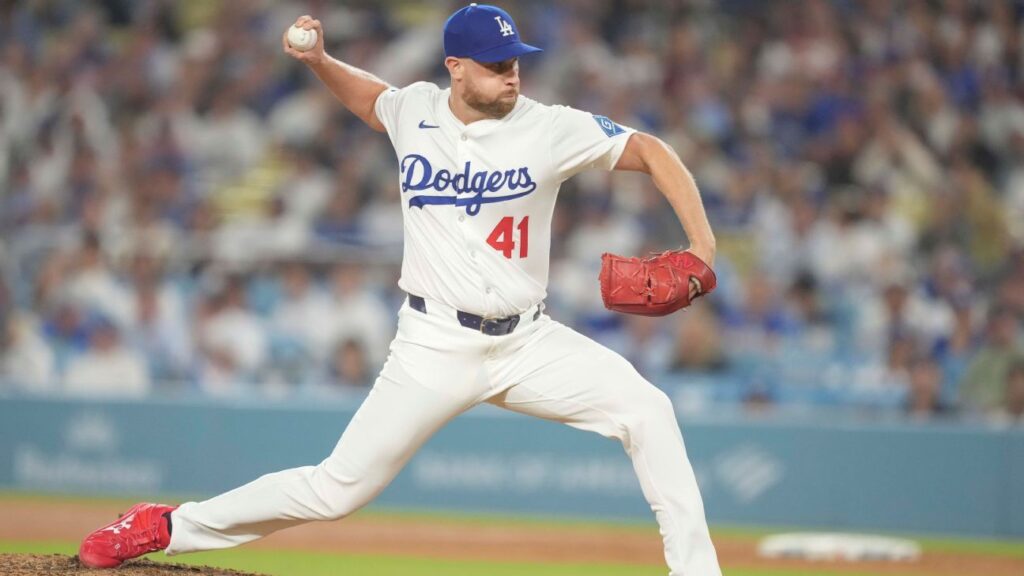 dodgers-brock-stewart-hits-injured-list-bullpen-faces-crisis