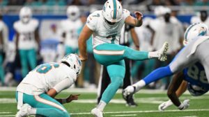 dolphins-face-injury-setbacks-with-sanders-and-wright-out