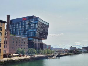 eli-lilly-partners-with-superluminal-in-1-3-billion-obesity-deal