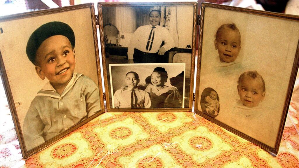 emmett-till-family-recreates-historic-train-journey-for-anniversary