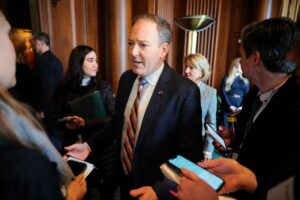 epa-dismisses-five-employees-over-dissent-against-administration