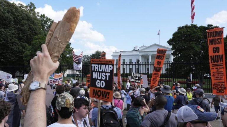 felony-indictment-fails-for-dc-sandwich-thrower-sean-dunn