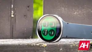 google-enhances-wear-os-with-battery-warning-feature-for-watch-faces
