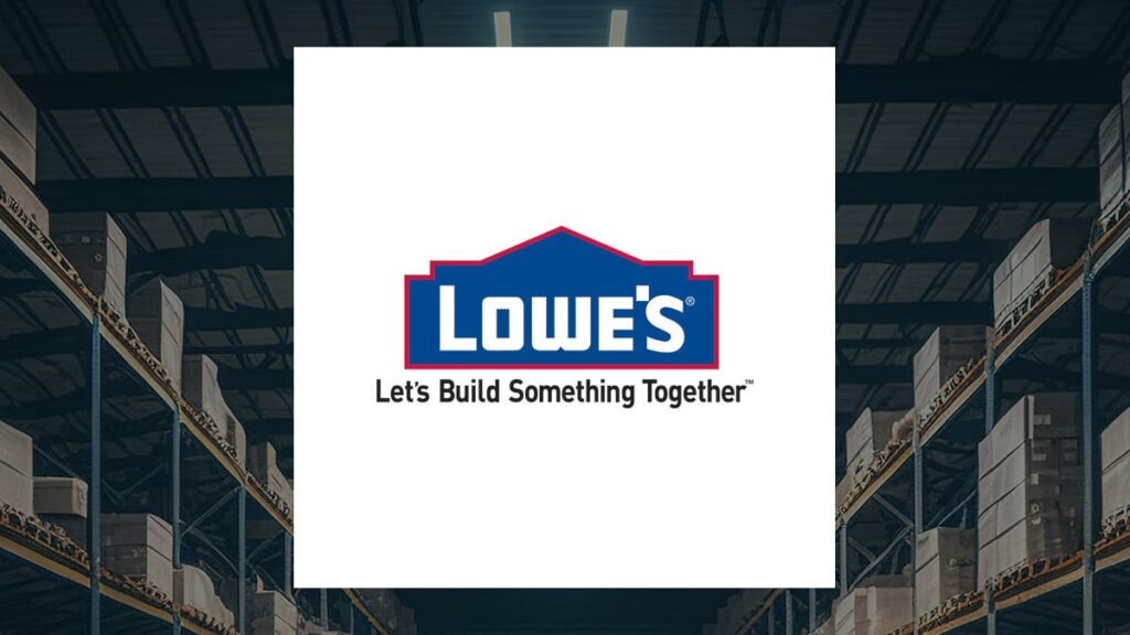 hightower-advisors-reduces-stake-in-lowe-s-companies-by-2-9-