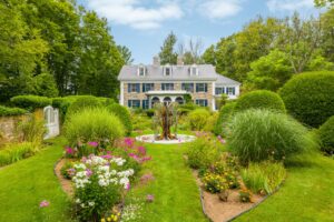 historic-41-acre-estate-in-connecticut-lists-for-2-5-million