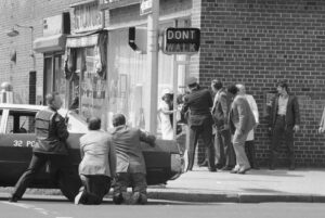 hostage-crisis-in-brooklyn-bank-robbery-key-events-unfolded