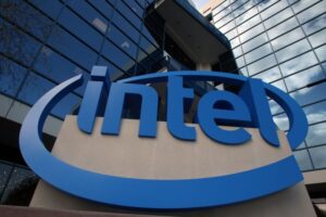 intel-secures-2b-investment-from-softbank-amid-turmoil