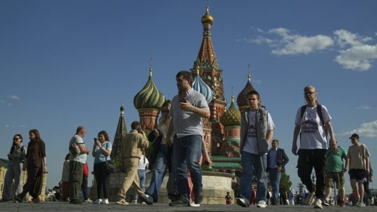 kremlin-seeks-to-define-russophobia-as-global-threat