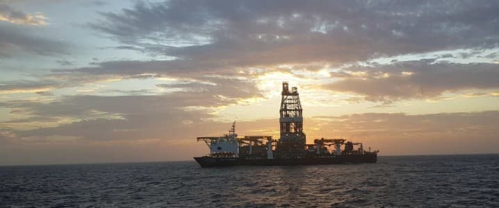 lng-demand-surges-as-big-oil-doubles-down-on-hydrocarbons