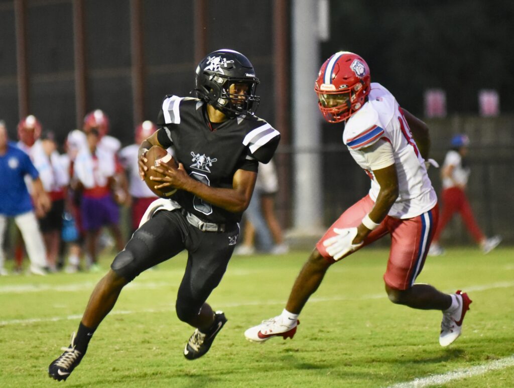 local-football-teams-face-mixed-results-in-season-opener