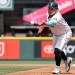 mariners-josh-naylor-exits-game-early-with-injury-concerns