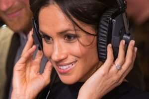 meghan-markle-s-podcast-struggles-polls-show-major-disinterest