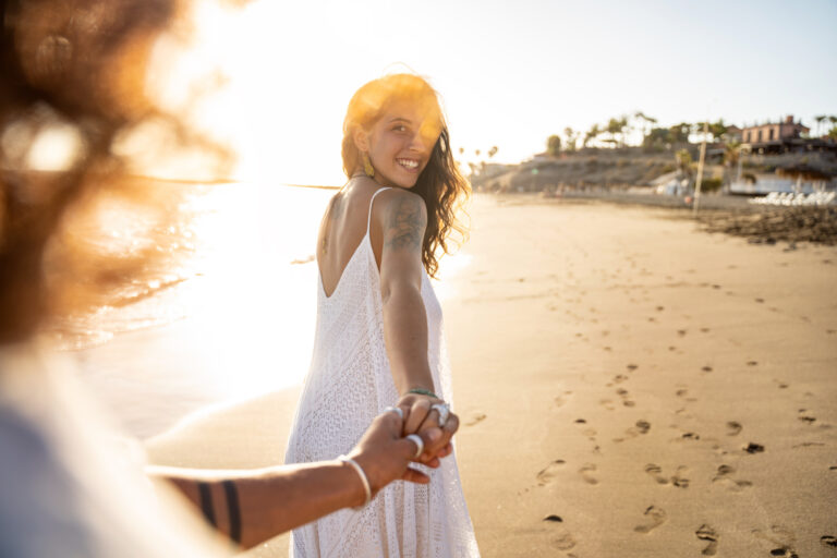 new-insights-reveal-how-attractiveness-shapes-love-lives-today
