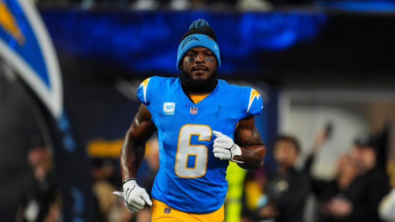 nfl-star-denzel-perryman-arrested-with-five-weapons-in-car