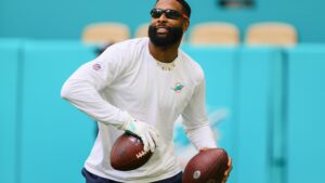 odell-beckham-jr-sets-record-straight-on-retirement-rumor