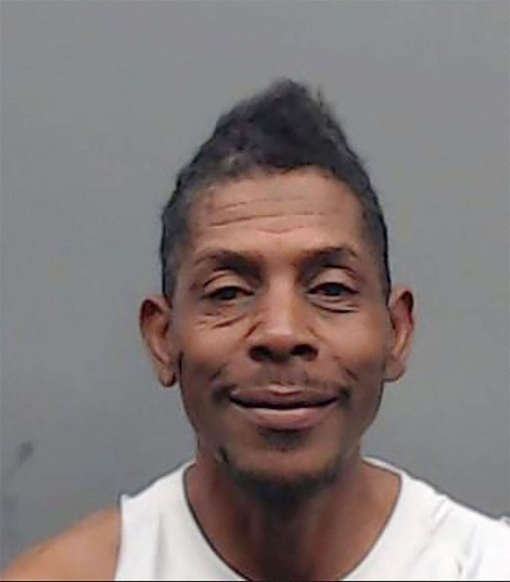 patrick-mahomes-reflects-on-father-s-dwi-arrest-before-super-bowl