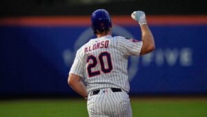 pete-alonso-breaks-mets-hr-record-passes-darryl-strawberry