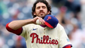phillies-place-romano-on-il-release-ross-amid-bullpen-shakeup