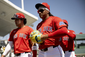red-sox-plan-new-path-for-top-prospect-jhostynxon-garcia