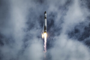 rocket-lab-successfully-launches-five-satellites-into-orbit