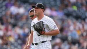 rockies-closer-seth-halvorsen-exits-game-with-elbow-injury