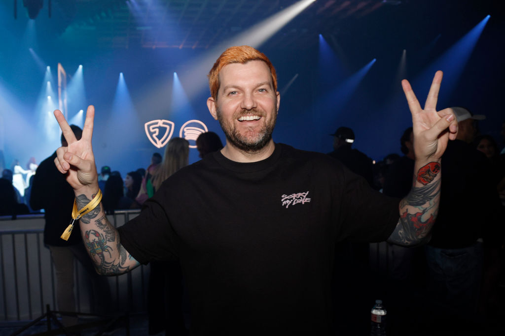 shaggy-and-dillon-francis-set-to-rock-formula-1-las-vegas-gp
