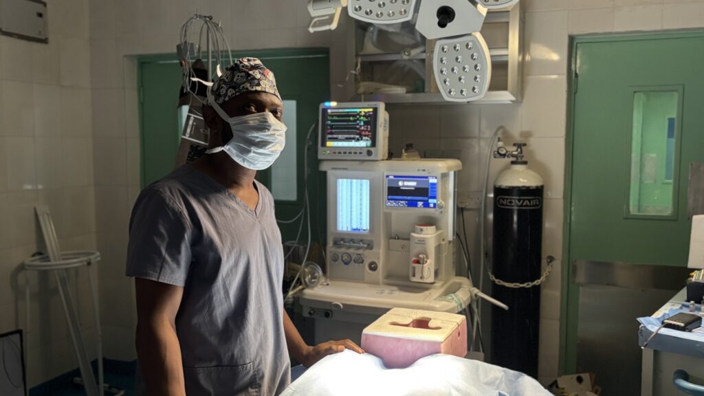 sierra-leone-s-first-neurosurgeon-offers-hope-to-8-million-patients