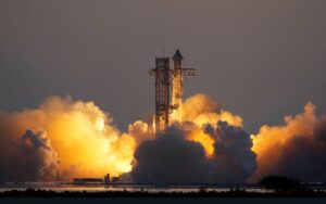 spacex-schedules-10th-starship-flight-test-for-tuesday-evening