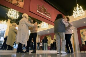 tango-therapy-transforming-lives-of-parkinson-s-patients-in-argentina