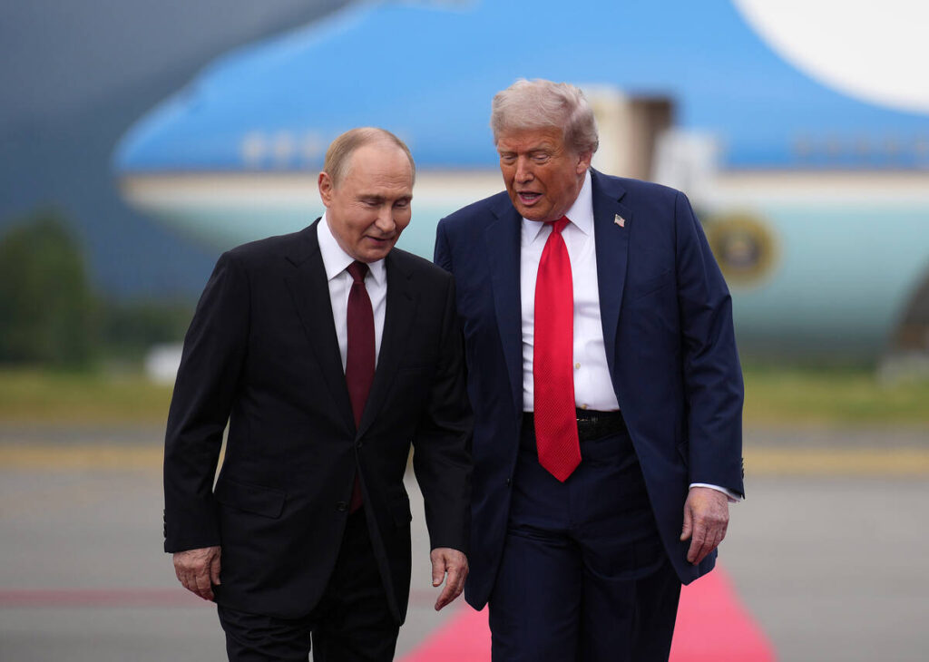 trump-faces-backlash-over-summit-with-putin-ignites-controversy