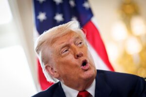 trump-targets-india-s-oil-purchases-to-pressure-putin-on-ukraine