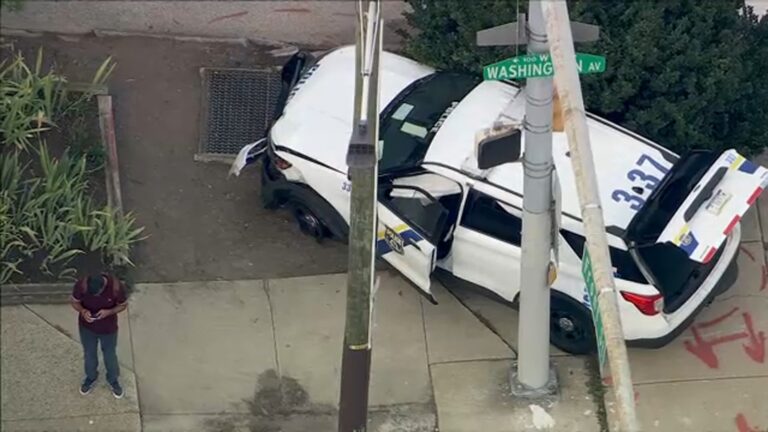 two-police-officers-injured-in-separate-crashes-in-philadelphia