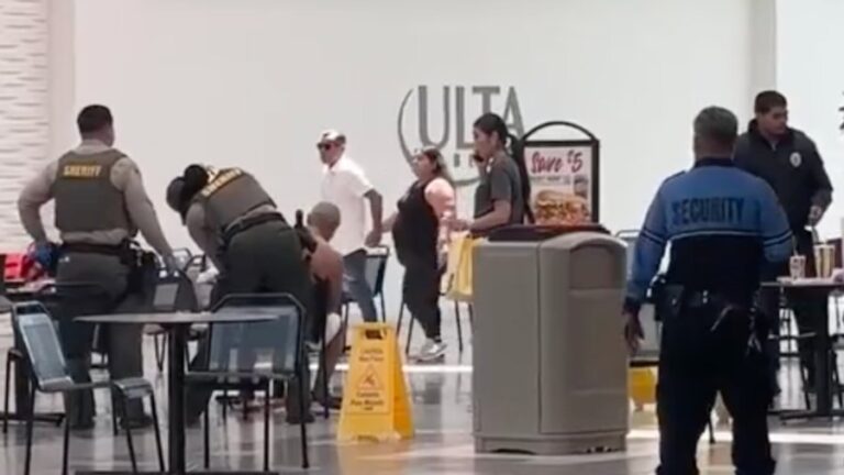 two-stabbed-in-violent-altercation-at-carson-mall-food-court