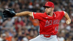 tyler-anderson-placed-on-il-with-oblique-strain-angels-react