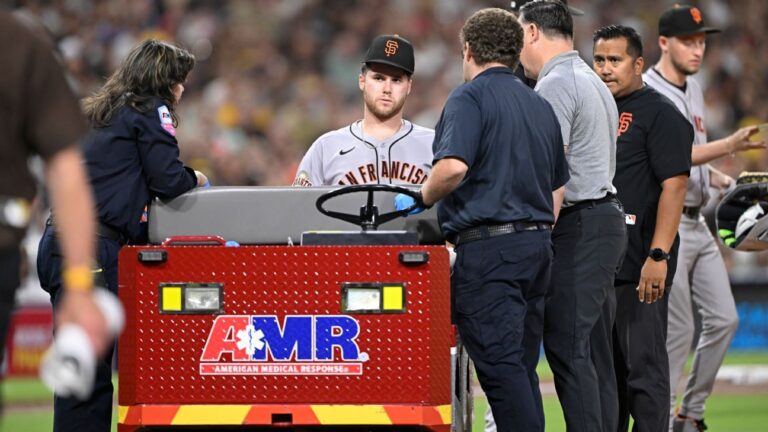 urgent-giants-roupp-hospitalized-after-line-drive-injury