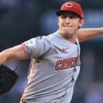 urgent-nick-lodolo-exits-game-vs-cubs-with-blister-injury