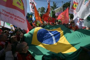 us-tariffs-on-brazilian-goods-surge-to-50-amid-political-tensions