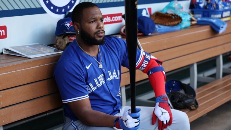 vladimir-guerrero-jr-mri-clear-blue-jays-exercise-caution