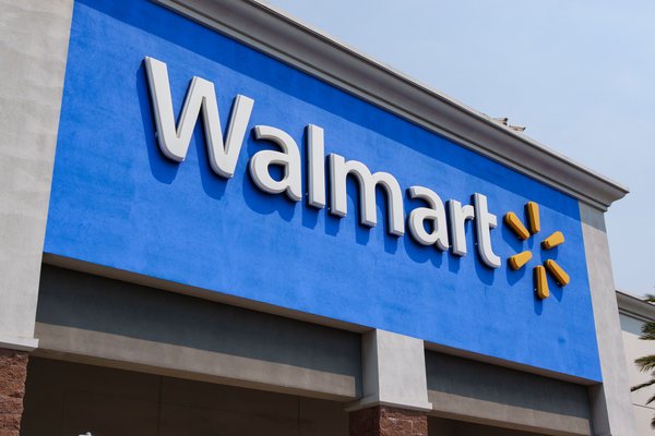 walmart-expands-employee-discount-to-most-groceries-amid-tariff-crisis