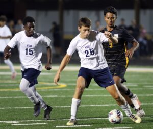 west-aurora-leads-soccer-rankings-as-2025-season-kicks-off
