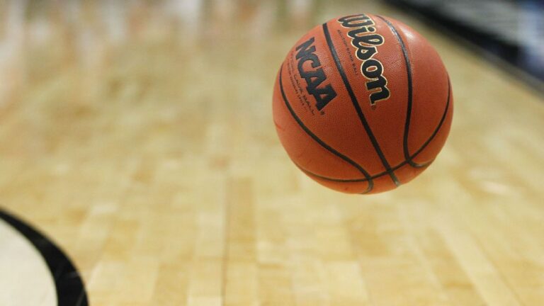 2k-games-announces-college-basketball-game-launching-in-2027