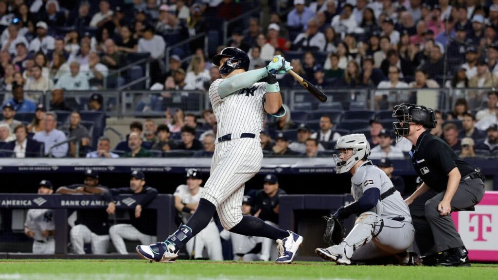 aaron-judge-surges-past-yogi-berra-on-yankees-hr-list