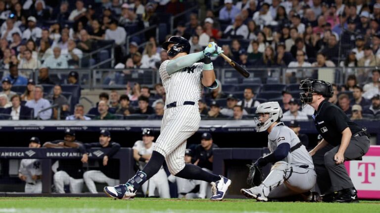 aaron-judge-surges-past-yogi-berra-on-yankees-hr-list