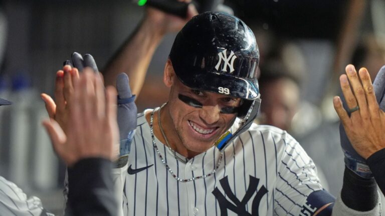 aaron-judge-ties-joe-dimaggio-on-yankees-hr-list-with-361