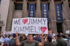abc-reinstates-jimmy-kimmel-s-show-following-suspension-controversy